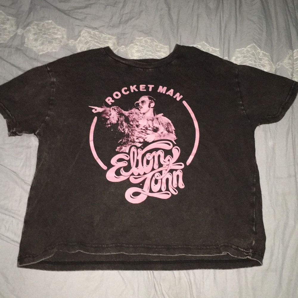Elton John crop top🤎